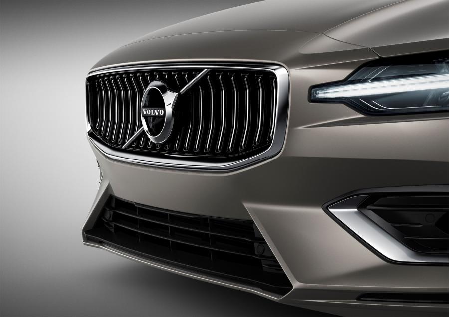 Детали экстерьера Volvo V60 T6 Inscription 2018 года  (WW) (фото 5 из 53)